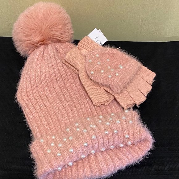 Beanie Cap & Mittens Accessories - SOLD - Beanie Cap & Mittens NWT Pink Pearl Embellished